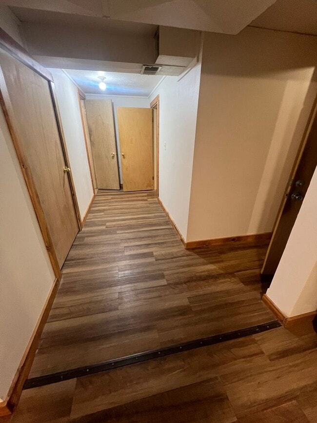 20 W Melgaard Rd Unit 2 Downstairs