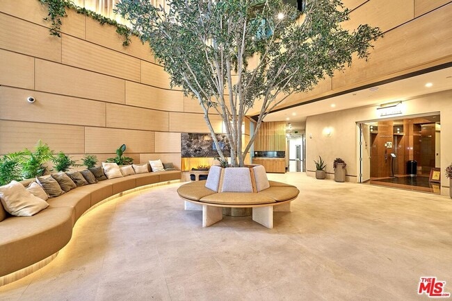 Photo - 1100 Wilshire Blvd Unit 3001