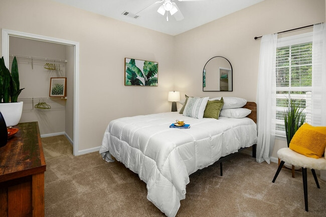 Abberly Grove Apartment Homes