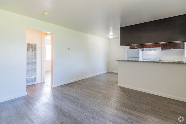 1BR, 1BA