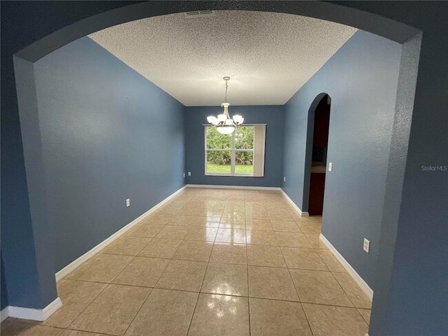 Photo - 526 Elbridge Pl