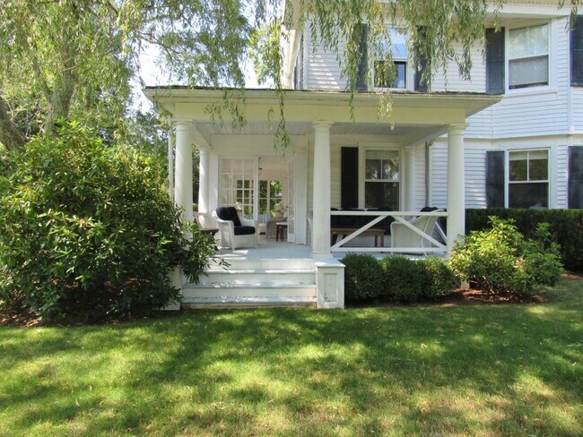 185 Davids Ln