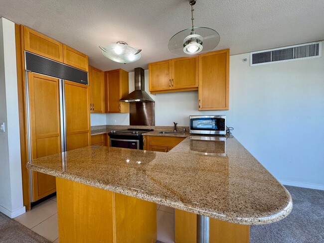 Photo - Moana Pacific East Tower 3/2/2 - AVAILABLE May 21, 2026 Unit 2603