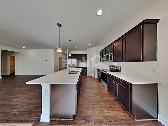 Photo - 799 Carnaby Ln