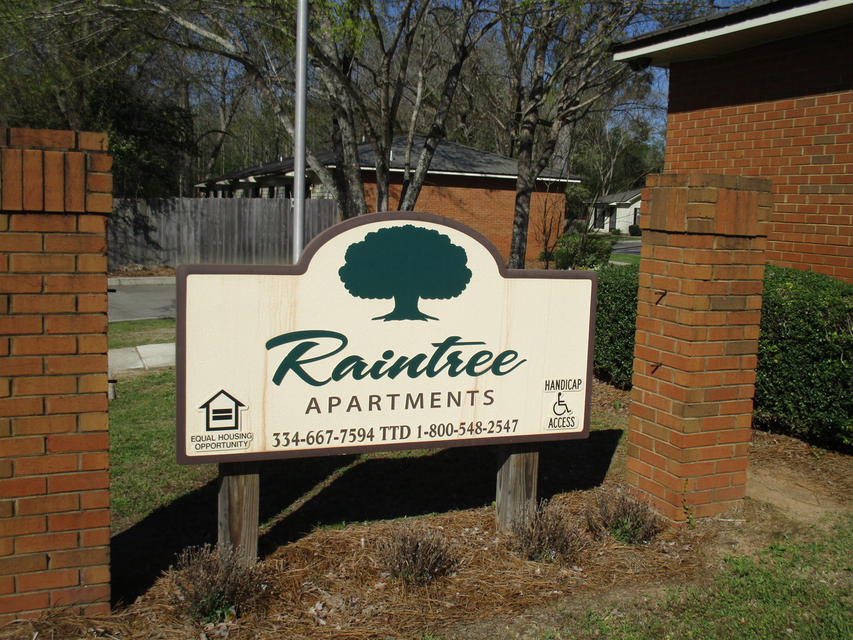 Raintree Apartments - Raintree Apartments