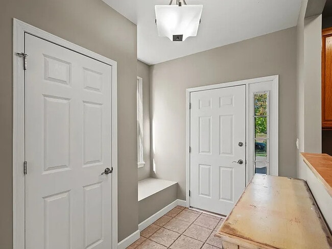 Photo - 2568 Golf Ridge Cir