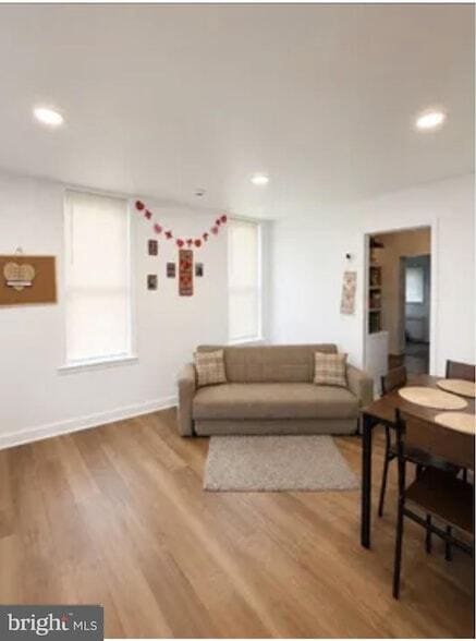 Photo - 246 Mill St