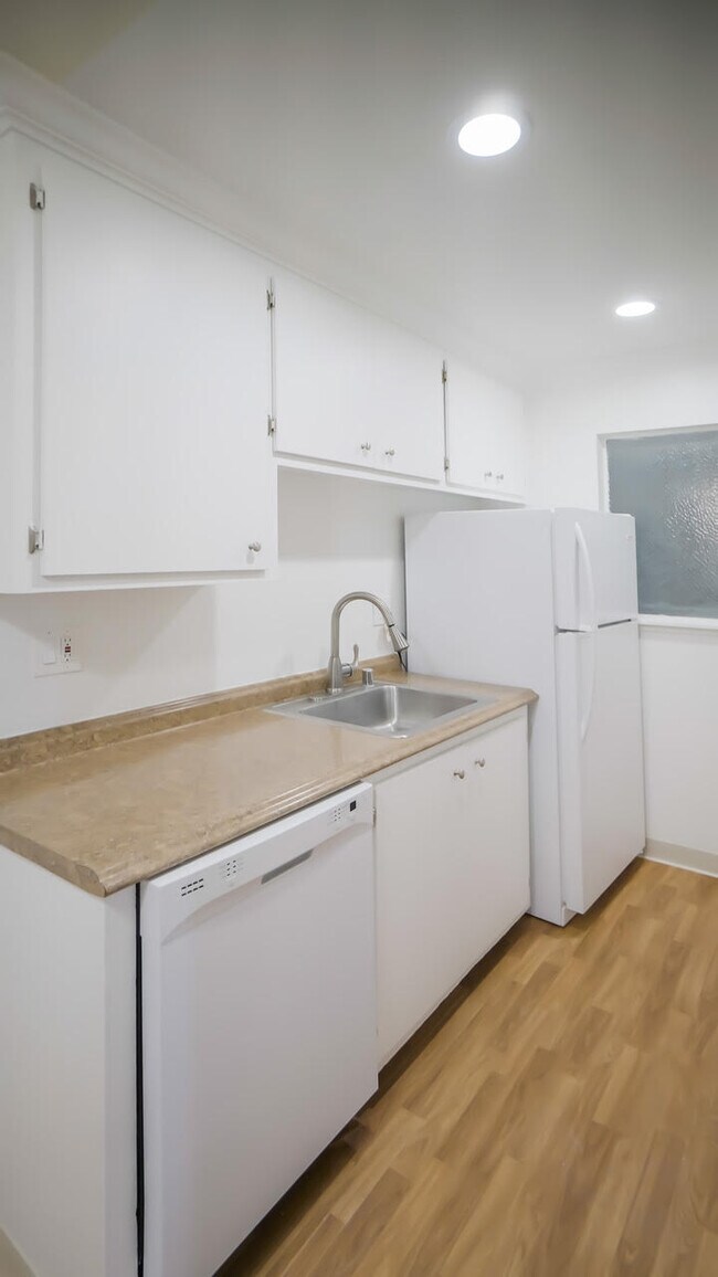 Photo - 475 Ignacio Blvd Unit 255