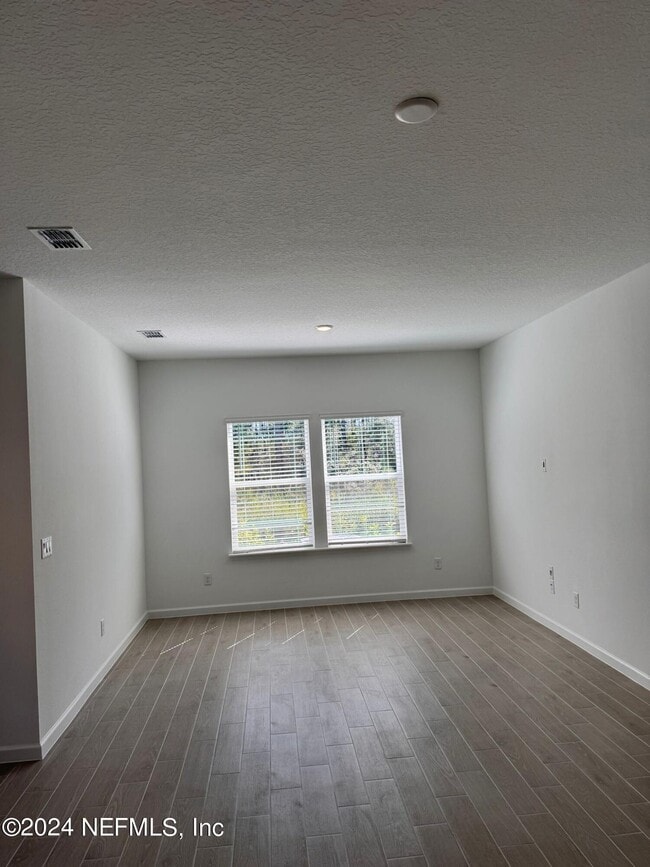 Photo - 318 Belfort Ct
