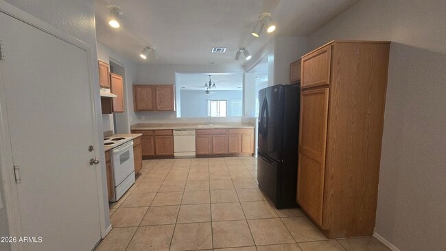 5235 W Glass Ln