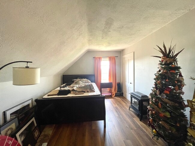 Photo - 14 Oak St Unit 3
