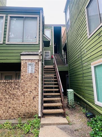 Building Photo - 9807 Walnut St Unit 303 Rental