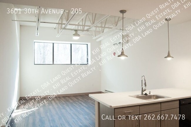 Building Photo - 3601 30th Ave Unit 205