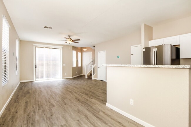 Photo - 1225 S Mansard