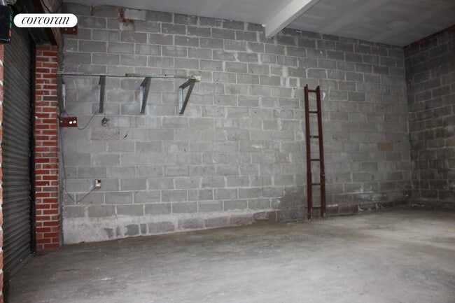 Photo - 393 Manhattan Ave