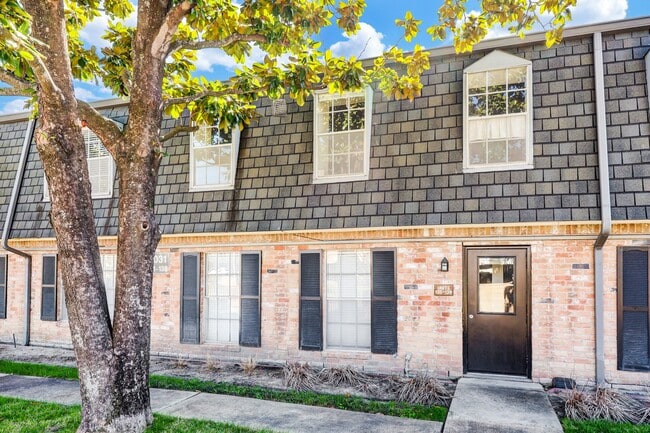 Photo - 9031 Gaylord Dr Unit 136