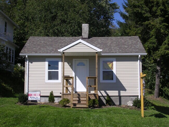 Photo - 424 Hazen Ave. House