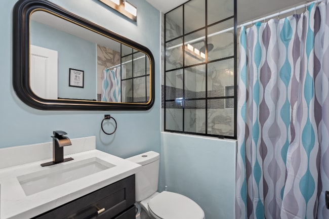 Photo - 7525 Birch St