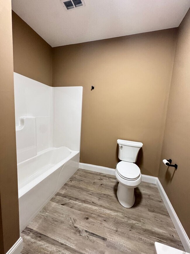 70 Webster St Unit 208