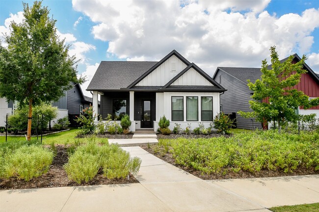 Building Photo - 15247 Parkland Canyon Dr Rental