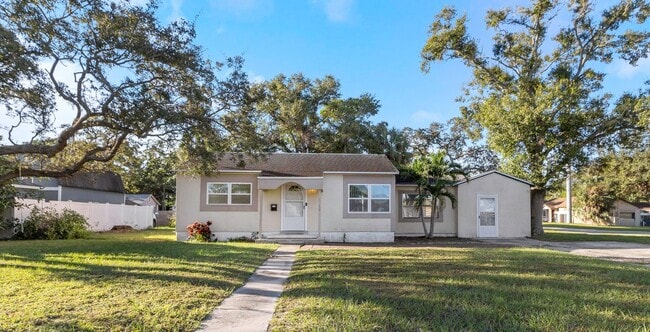 Building Photo - 5148 Tampa Bay Growth Fund 2 LLC Unit 5148
