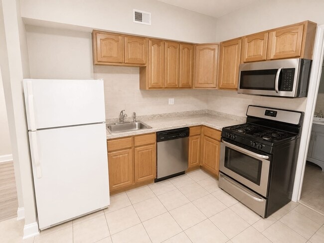 Photo - 342 Irvine Turner Blvd Unidad 1