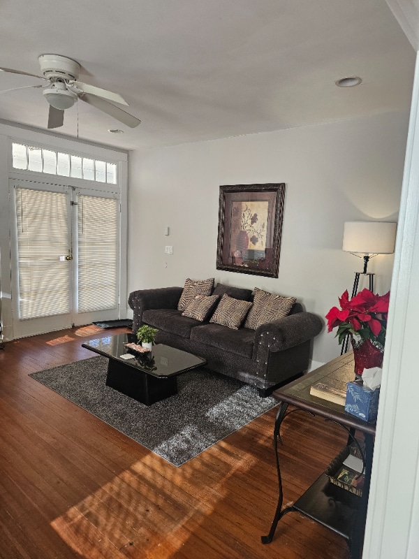 Photo - 104 Washington Ave