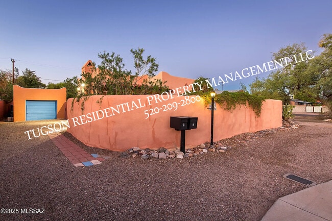 Photo - 3275 E Pima St