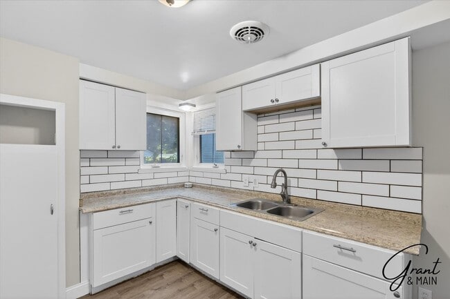 Photo - $1,350 - 3 Bed / 1 Bath  Home