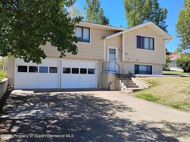 Building Photo - 1409 Silver Sage Rd