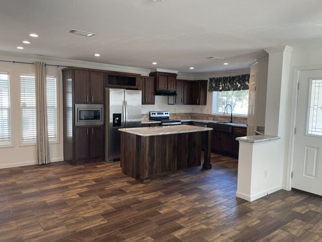 Photo - 5631 Pinecrest Dr