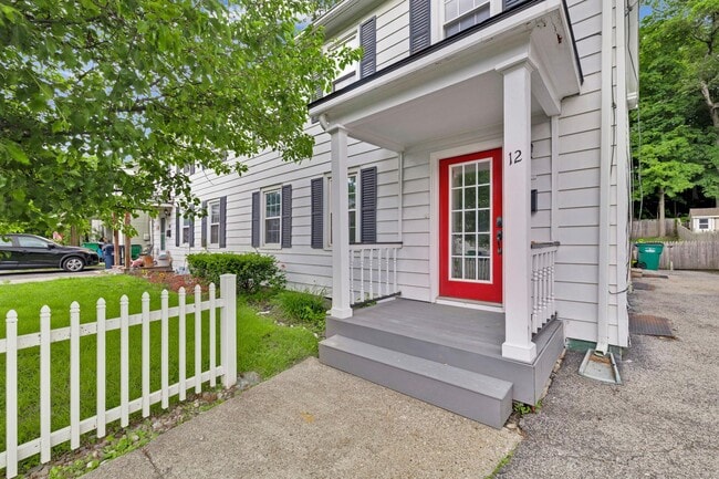 Photo - 12 Dutchess Ave House