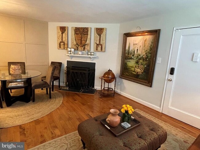 Photo - 2606 Tunlaw Rd NW Unit 1