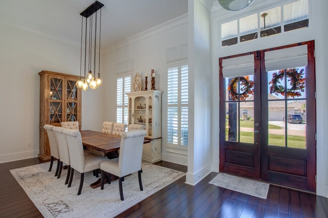 Photo - 306 Palermo Dr