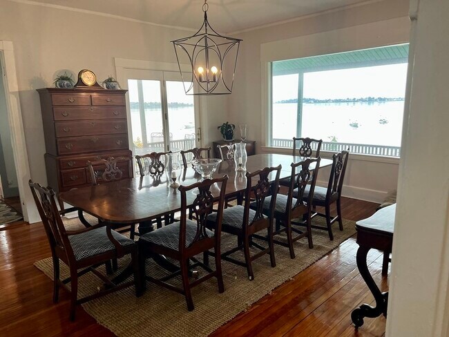 Photo - 55 Whiton Ave