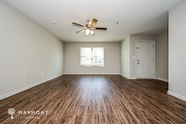 Photo - 6105 Ruth St SW