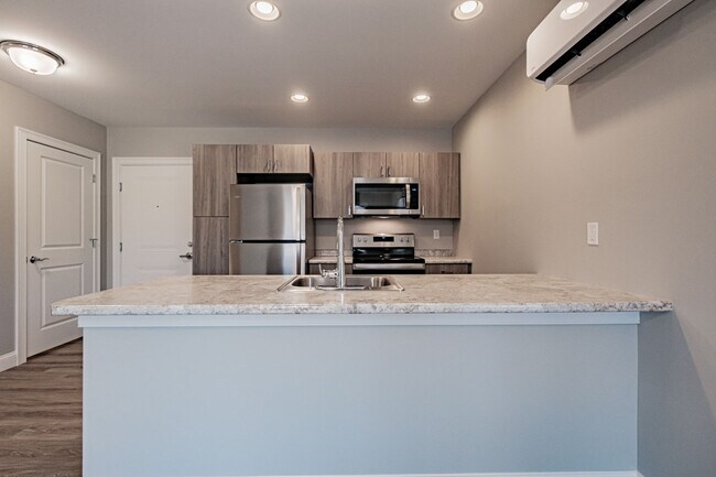 Photo - 8 Friendly Way Unit 12