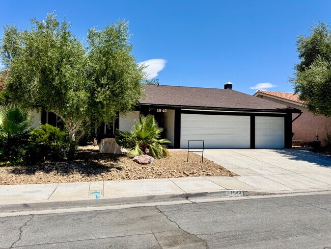 Building Photo - $500 Off! Fully Remodeled Home Near The St...