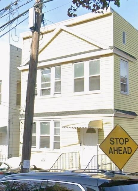 Building Photo - 154 Bleecker St Unit 2