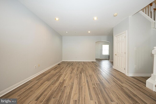 Photo - 757 Whitetail Cir