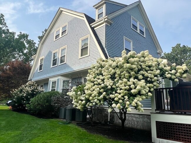 Building Photo - 34 Glen Rd