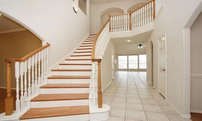 Photo - 6319 Misty Creek