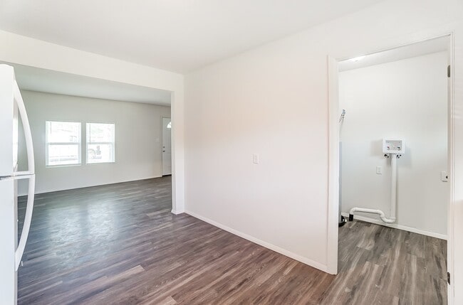 Photo - Jefferson Manor Apartments