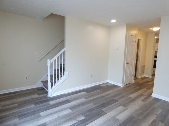 Photo - Beautiful Townhouse! All Electric, Washer/...