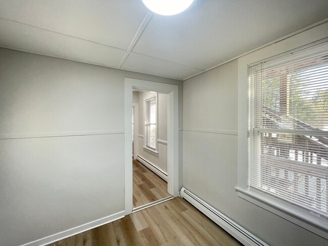 Photo - 16 Avon St Unit 4