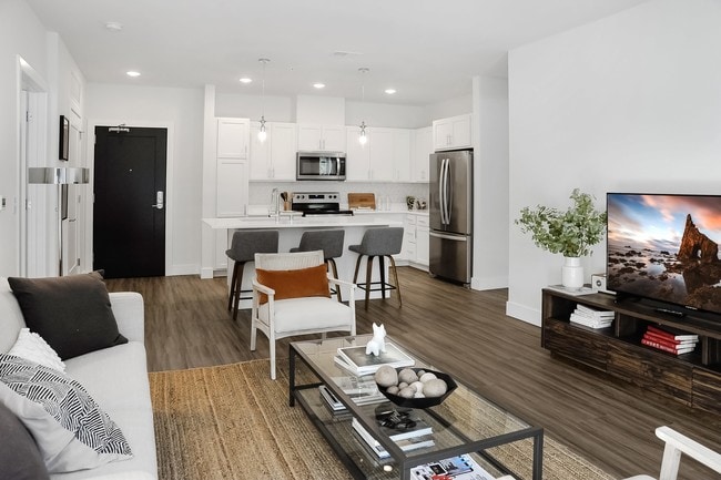 Open Concept - Spur 16 Mequon Rental