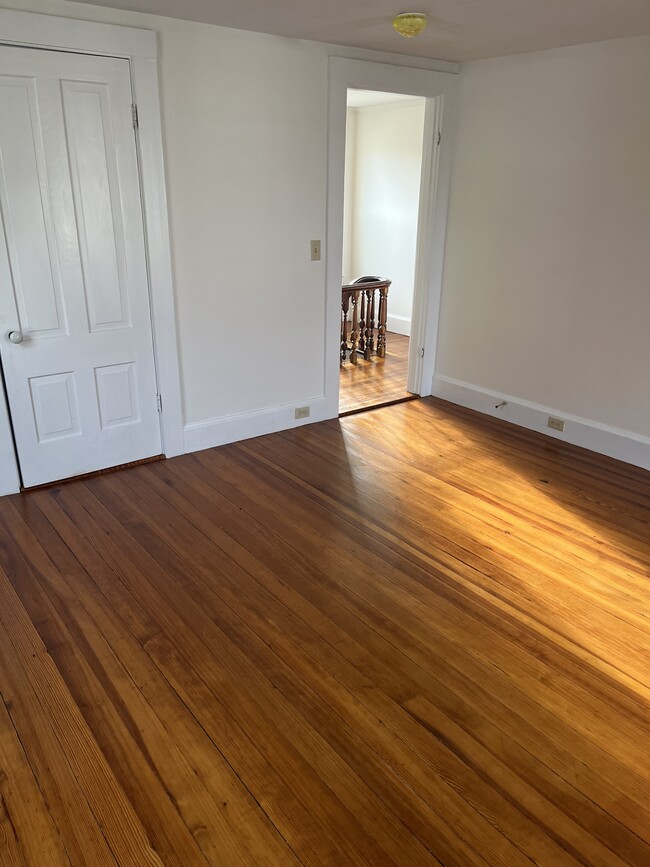 Photo - 281 Main St Unit 3