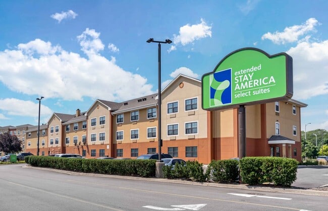 Furnished Studio-Chicago - O'Hare - North