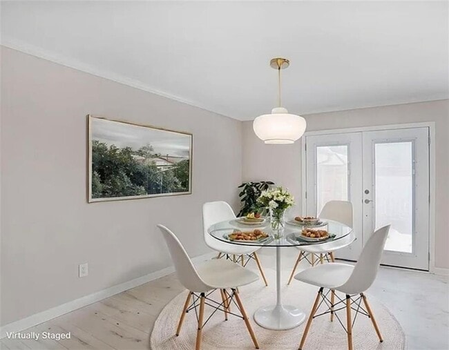 Photo - 3210 Quincetree Ln