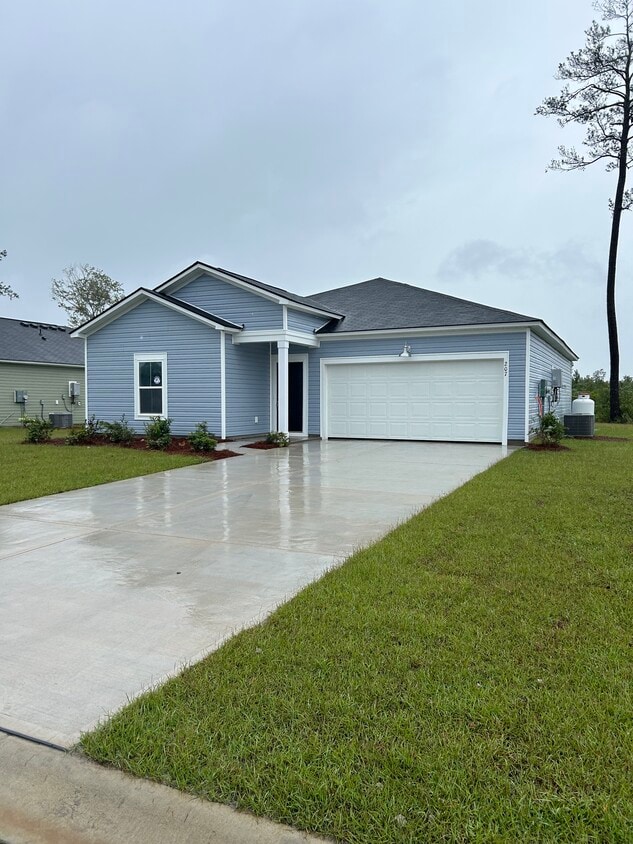 Photo - 207 Saddle St (Bucksport, SC)